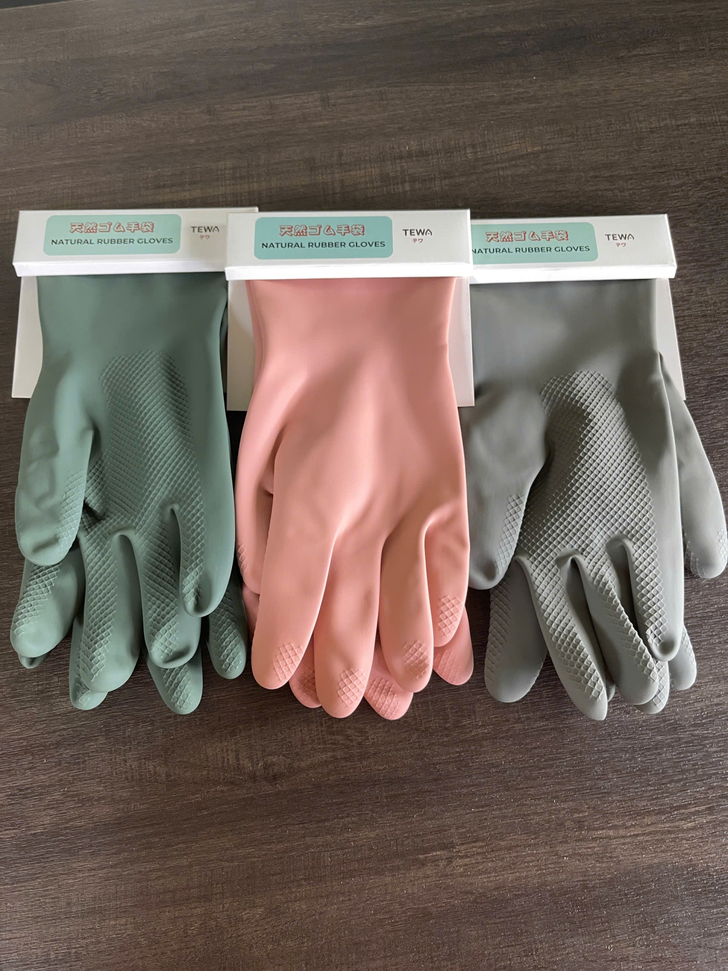 Găng tay cao su thiên nhiên màu hồng