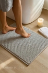 Thảm massage sợi nhung tuyết màu xám nhạt 60 x 40 cm